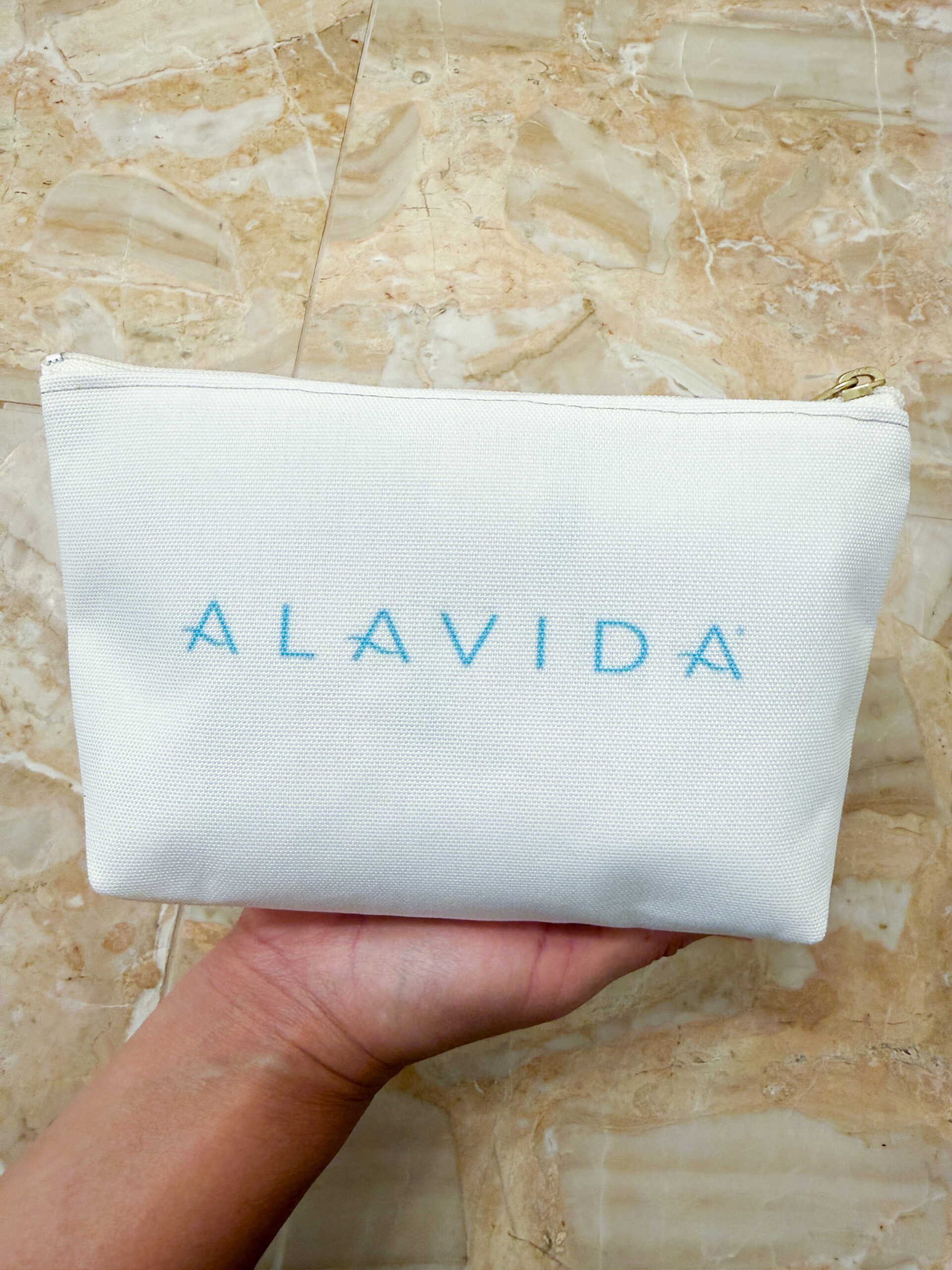 Alavida Cosmetic Bag. Lifewave Skin Regeneration System - T-Bottom - Image 5